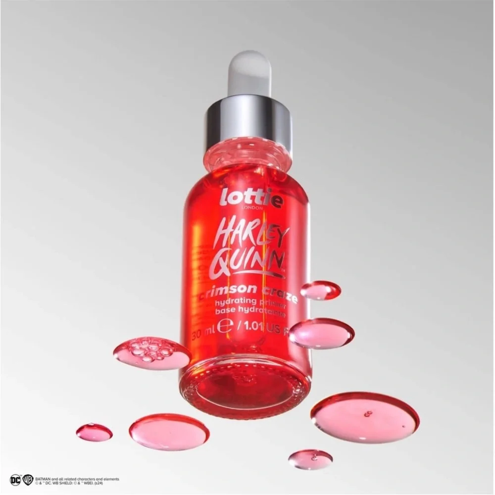 Lottie London Harley Quinn Hydrating Primer - Crimson Craze / new